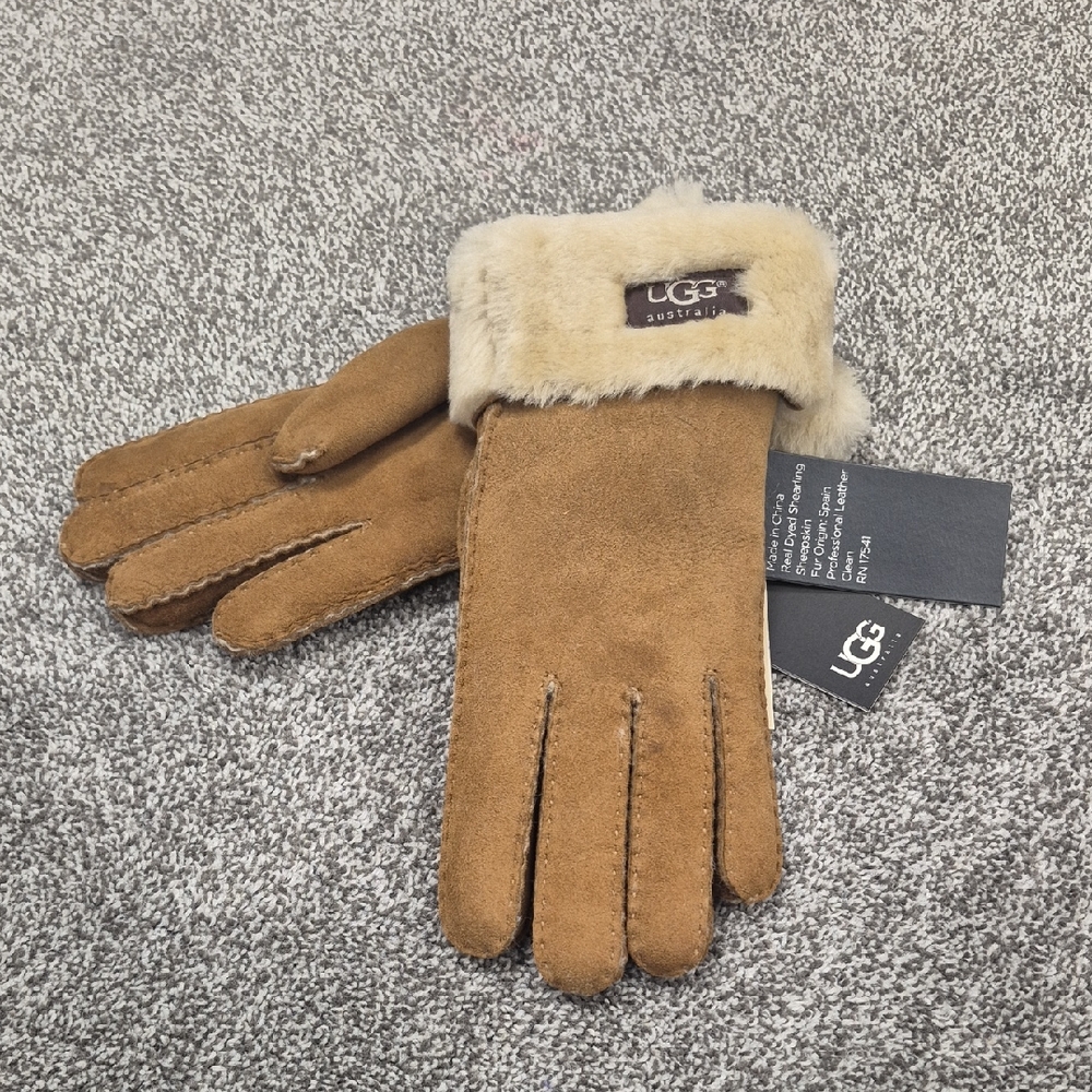 UGG Women's Brown Shearling Mittens